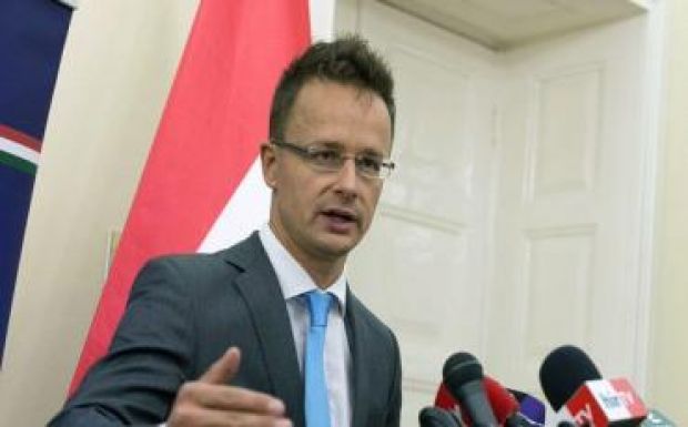 Szijjártó kukába dobná az EU-Törökország megállapodást 