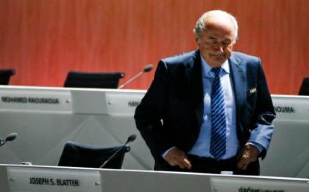 Elképesztő fizetést vett fel Blatter az utolsó elnöki évében