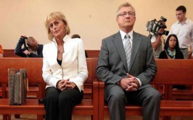 Jogerősen bűnösnek mondták ki Dávid Ibolyát és Herényi Károlyt