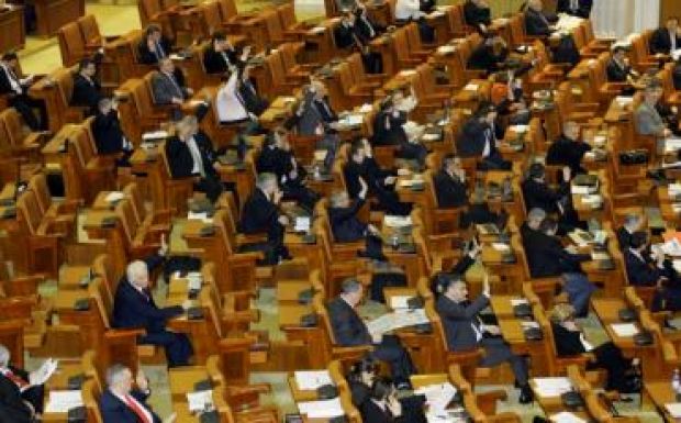 Megszavazták a TVR igazgatótanácsát – kivonult az RMDSZ az ülésteremből