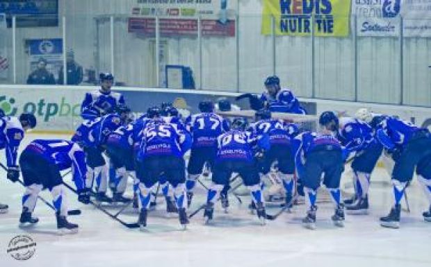 Jégkorong: későre ébredt fel a Sportklub, 2-0-ra vezet a Galac