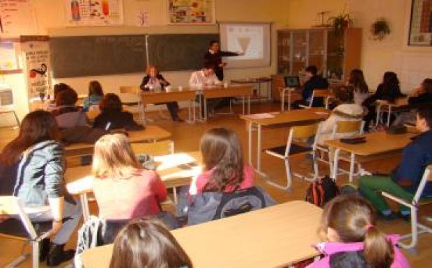 Háromszéki táborfejlesztés újrahasznosítható hulladékból