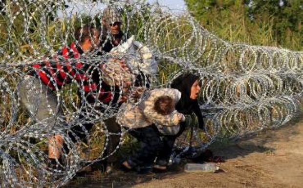 Románia felől kerülnének a migránsok egy magyar diplomata szerint