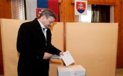 Szlovákiai választások: Fico nyert, az MKP nem jutott be a parlamentbe