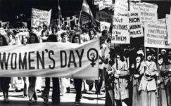 Nőnap, túl a virág-csoki-puszi háromszögön