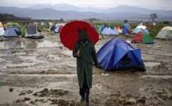 Magyarország felé indultak a menekültek Szerbiából