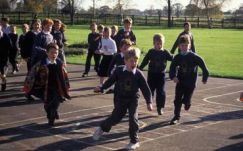 Betiltották a fogócskát egy brit iskolában