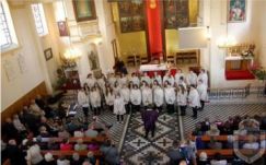 „Kórus-duettel” ünnepli húszéves testvérségét Csíkszereda és Cegléd