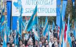 Székedi Ferenc: A ház és a bokréta