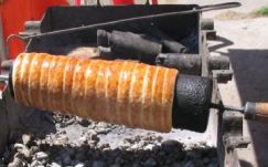 Az agrárminiszter szerint a kürtőskalácsot egy román nő készítette először