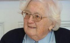 Egy francia nő 91 évesen doktorált le