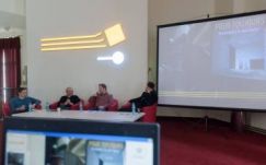 Mindörökké tánc, mindörökké Rekviem: Pour Toujours