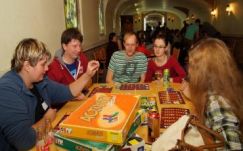 Évfordulót ünnepelnek a kolozsvári társasjátékozók