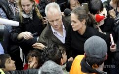 Angelina Jolie görögországi menekülttáborba látogatott
