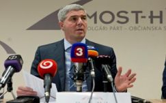 Hivatalosan is döntött a Most-Híd: belép a szlovák kormányba 