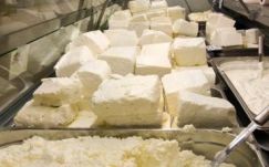 Cioloș szerint téves riasztást adtak az olasz hatóságok a juhsajtra