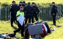 Szlovénia eltávolíthatja a határzárt