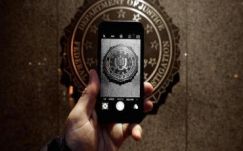 Külső segítséget kap az FBI az iPhone-feltöréshez