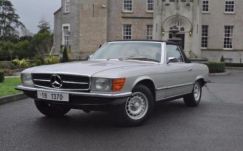 Elárverezték Ceaușescu 1973-as Mercedesét