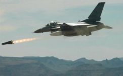 Észak-iraki kurd állásokat bombázott a török légierő