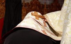 Romániai álpap verte át a híveket Olaszországban