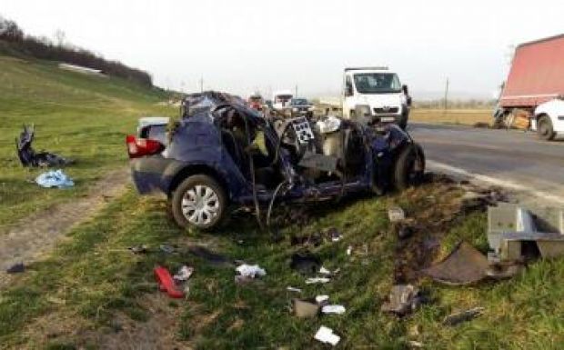 Újabb erdélyi fiatal életét oltotta ki egy nyerges vontató