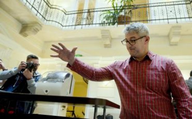 A Kúria hitelesítette az MSZP népszavazását a vasárnapi boltzárról