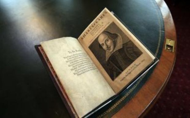 Négyszáz éves  Shakespeare-kötetet találtak egy skót kastélyban