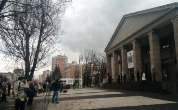 Egész napos versköszöntő Csíkszeredában a magyar költészet napján