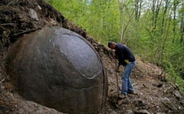 Különleges kőgömbre bukkant egy amatőr bosnyák régész
