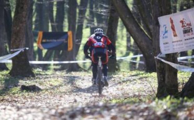 Gerincét törte és meghalt egy kerékpáros a köröskisjenői Pro Bikers Maratonon