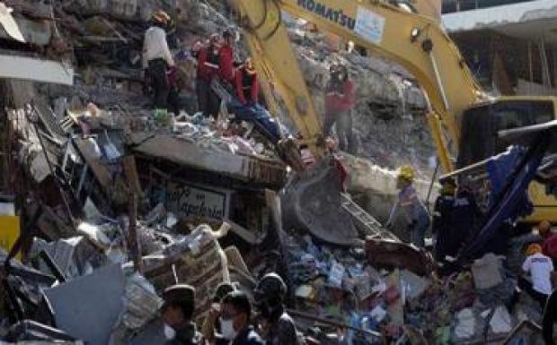 Az ecuadori földrengés halottainak száma 525-re nőtt