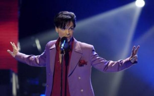 Gyászol a zenészvilág: meghalt Prince