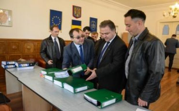 Iktatta megyei tanácsosi jelöltlistáját a Kolozs megyei RMDSZ