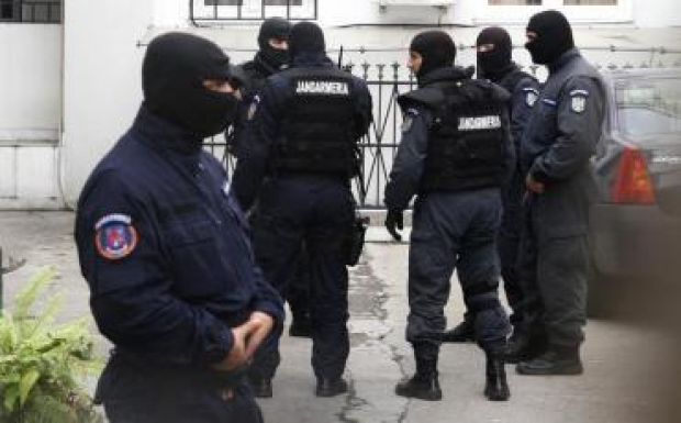 Ennyit keres egy román csendőr