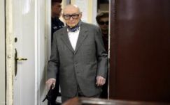 Meghalt Biszku Béla