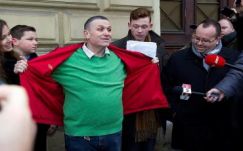 Elvehetik Lagzi Lajcsi ingatlanjait