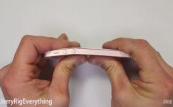 Komoly teszteknek vetették alá az új iPhone-t