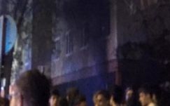 Közel ötszáz diákot menekítettek ki egy debreceni kollégiumból