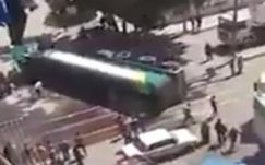 Felrobbant az oldalára dőlt tartálykocsi 