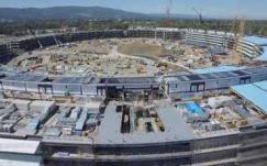 Drónvideón az épülő Apple főhadiszállás