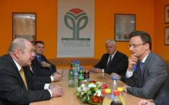 A VMSZ-nek is köszönhetően történelmi csúcson a magyar-szerb vizony