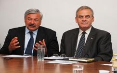 Tőkés László: el kell érni, hogy Románia vegye komolyan vállalásait