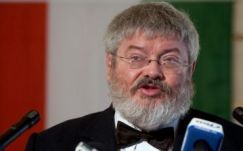 Egy hét magyarságpolitikai írásaiból (április 6-12.)