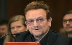 Bono szerint humoristákkal kell a terroristák ellen küzdeni
