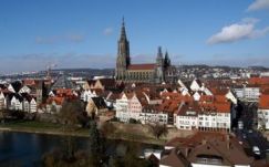 Koránt osztogató fiúkat vettek őrizetbe egy német városban