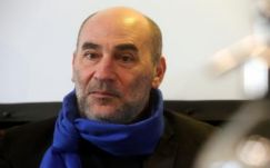 Magához tért Kulka János, de beszélni még nem tud