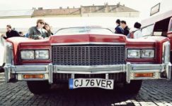 ,,Apu, ez az autó öregebb, mint te!” – tavaszi retróparádén jártunk Kolozsváron