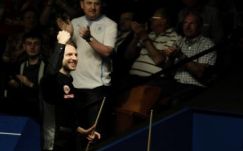 Sznúker-vb: izgalmas csaták a nyolcaddöntő utolsó két helyéért