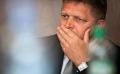 Műtik Robert Fico szlovák kormányfőt a pozsonyi szívkórházban
